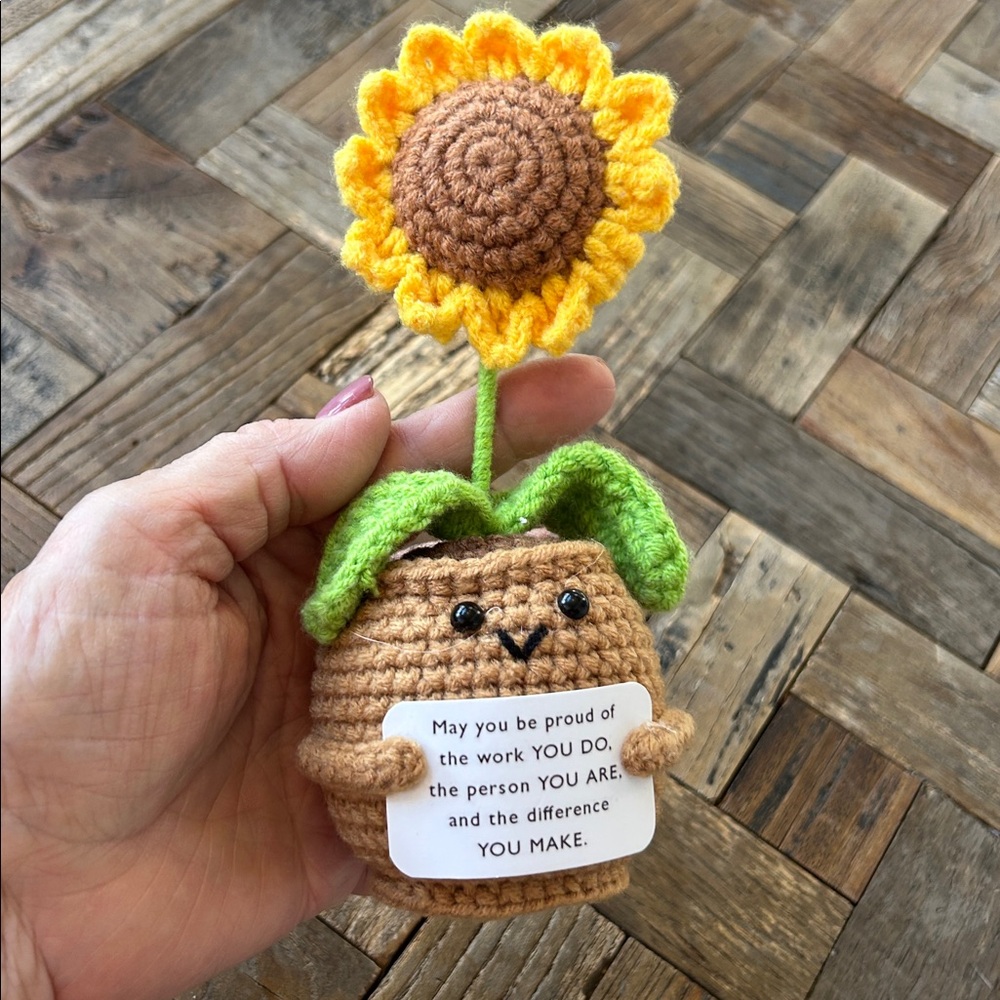 Crochet Sunflower Pot 6 1/2” High - Picture 2 of 6